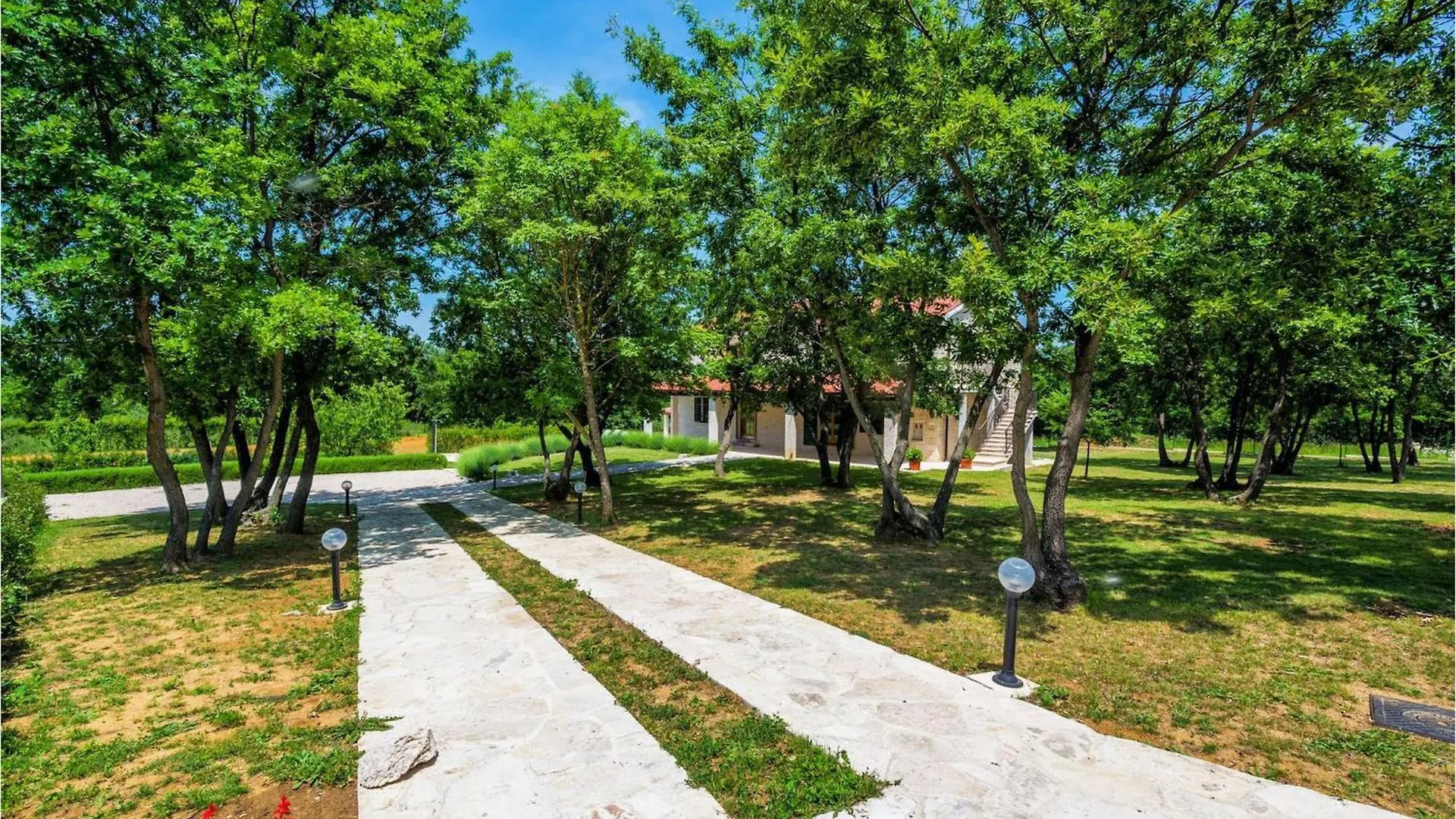 Villa Paradiso ザダル 別荘